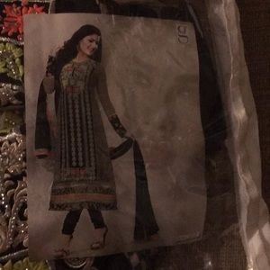 Indian Pakistani unstitched 3 Piece Salwar Kameez